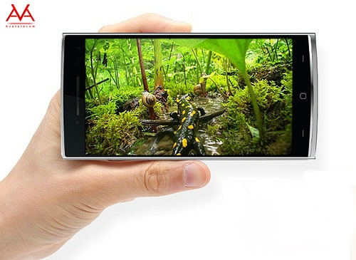 Hệ điều hành Android 4.4.4 tăng cường khả năng bảo mật, hỗ trợ đa ứng dụng.