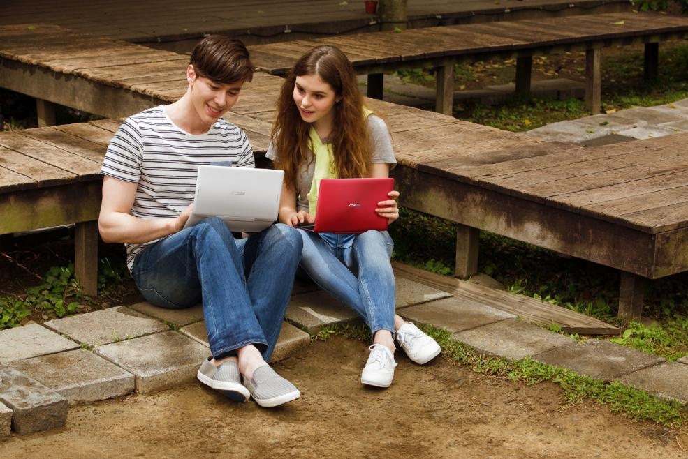 Nhung cai tien mang tinh cach mang cua Transformer Book T100 hinh anh