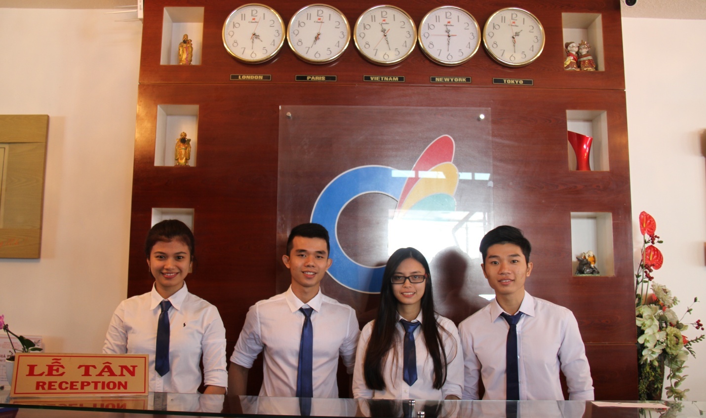 Lễ tân khách sạn là nghề thời thượng, nhiều cơ hội thăng tiến không chỉ dành riêng cho nữ giới