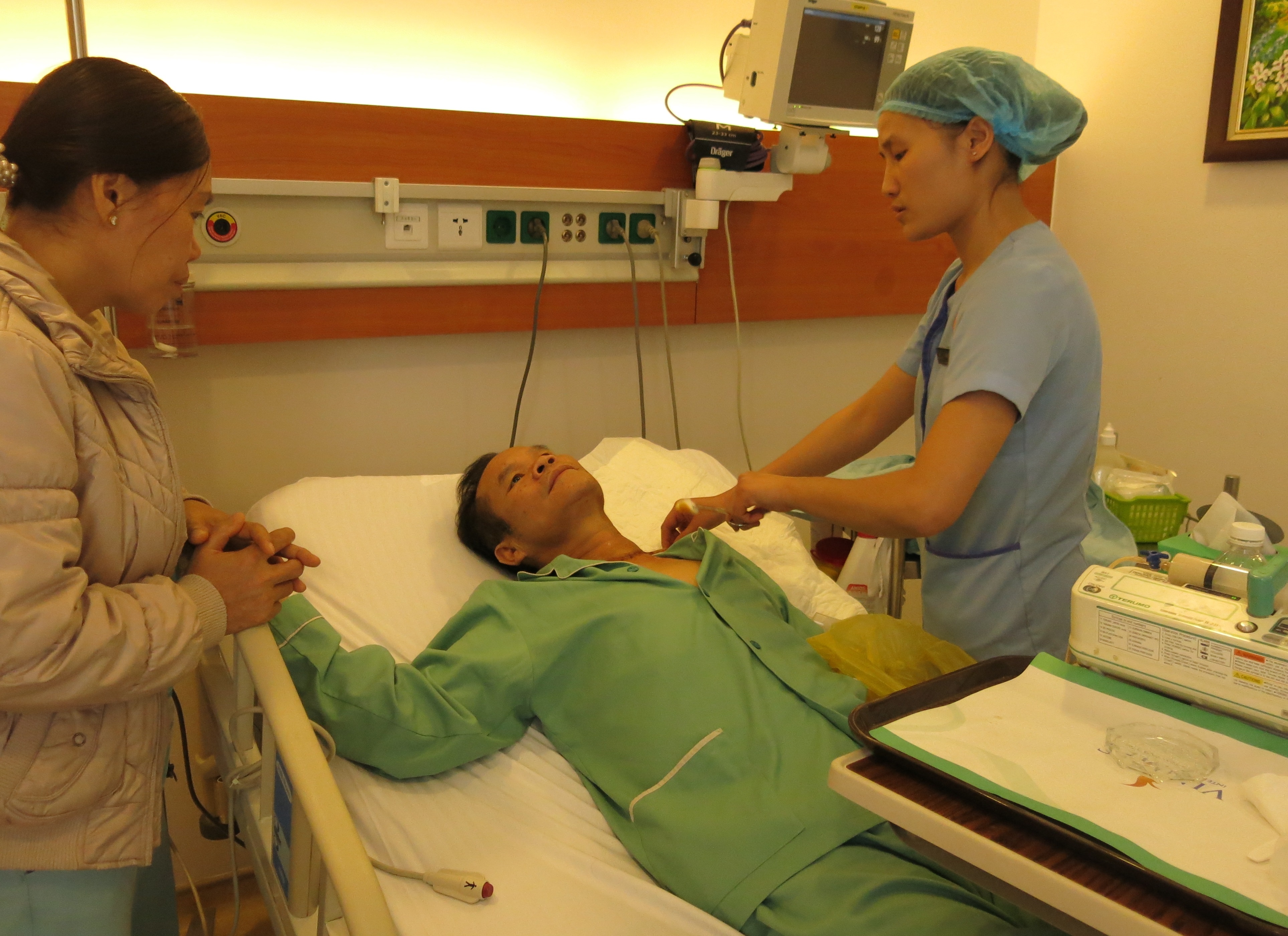 BS dinh dưỡng Hồ Thu Mai hướng dẫn người bệnh chế độ ăn phù hợp để vừa đảm bảo vết mổ không bị ảnh hưởng, vừa giúp phục hồi nhanh sức khỏe. 