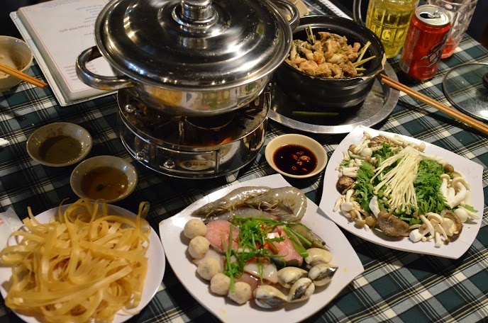 Thuyen Chai - nha hang chat voi gia sinh vien hinh anh