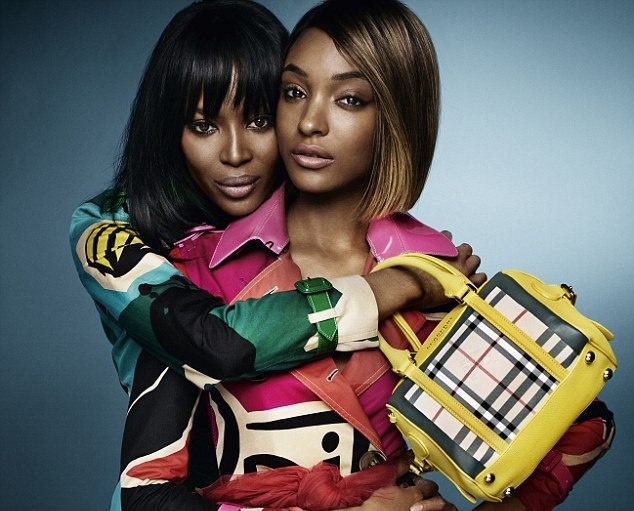 Burberry ra mat hinh anh quang cao BST xuan - he 2015 hinh anh