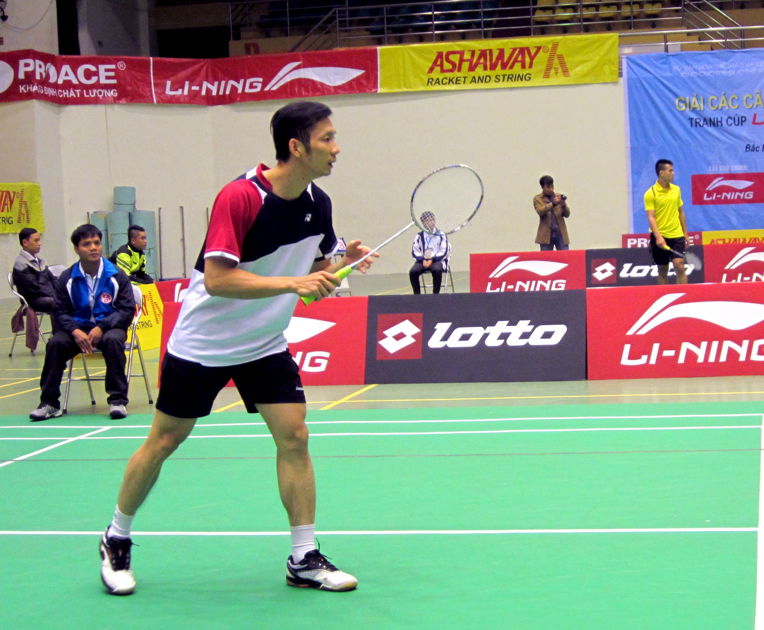 Tien Minh mo man giai cac tay vot xuat sac Cup Lining 2014 hinh anh