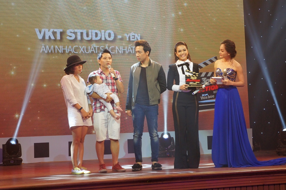 'Yen' ma van khuay dong cuoc thi 3, 2, 1 Action hinh anh