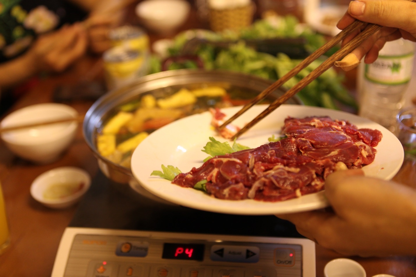 Chỉ có thưởng thức trực thực khách mới cảm nhận được độ ngon của lẩu nơi này.