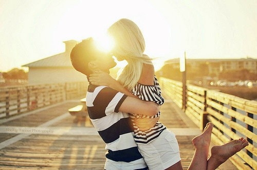 Khi cong nghe tro thanh cau noi tinh yeu cho ban tre Viet hinh anh