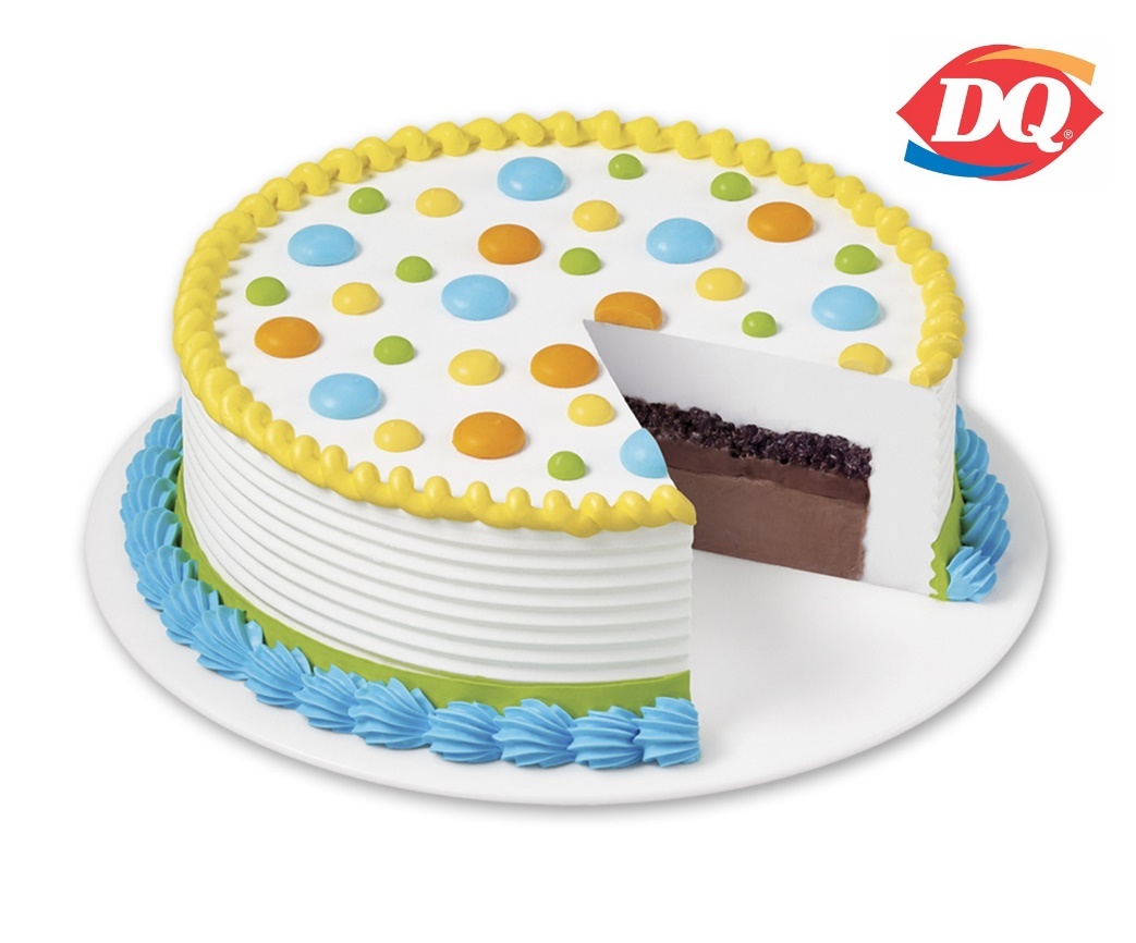 Trao nhau qua giang sinh 'doc' voi banh kem tuoi Dairy Queen hinh anh