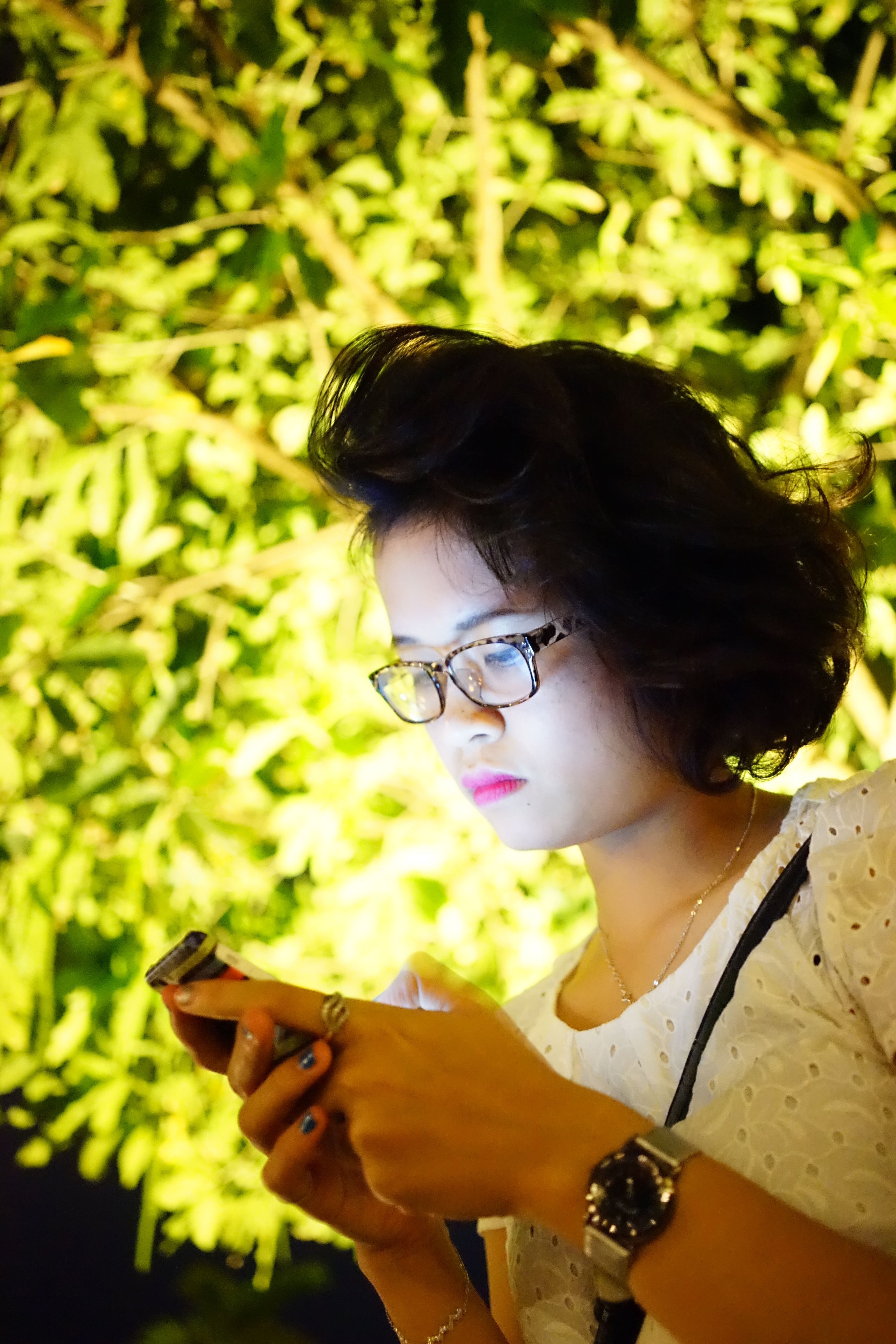 Sử dụng 3G để liên lạc hàng ngày, các bạn trẻ có thể tiết kiệm ngân sách đáng kể tiêu dùng cho viễn thông và internet.