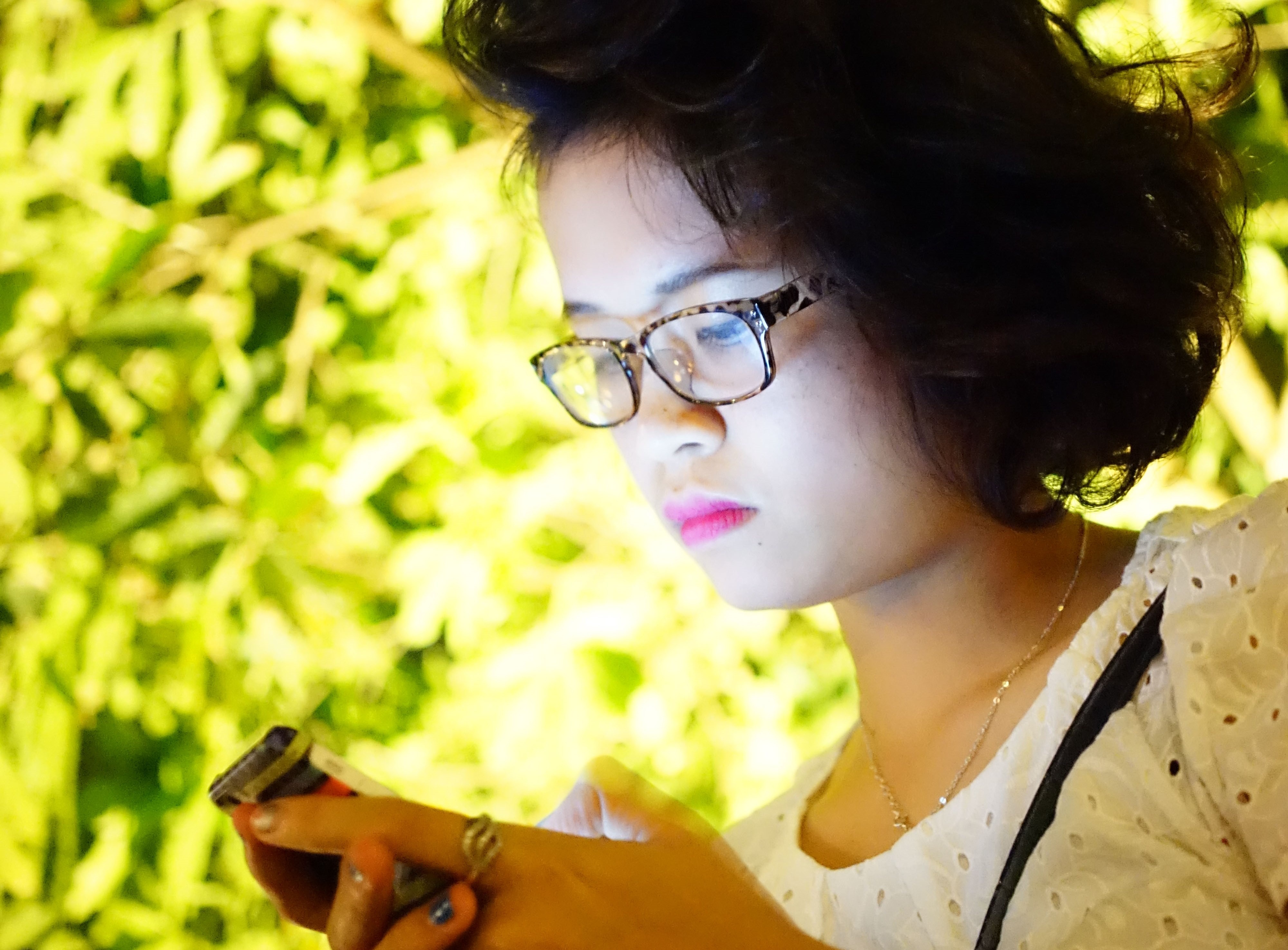 Ban tre ngay cang thich thu voi dich vu 3G hinh anh