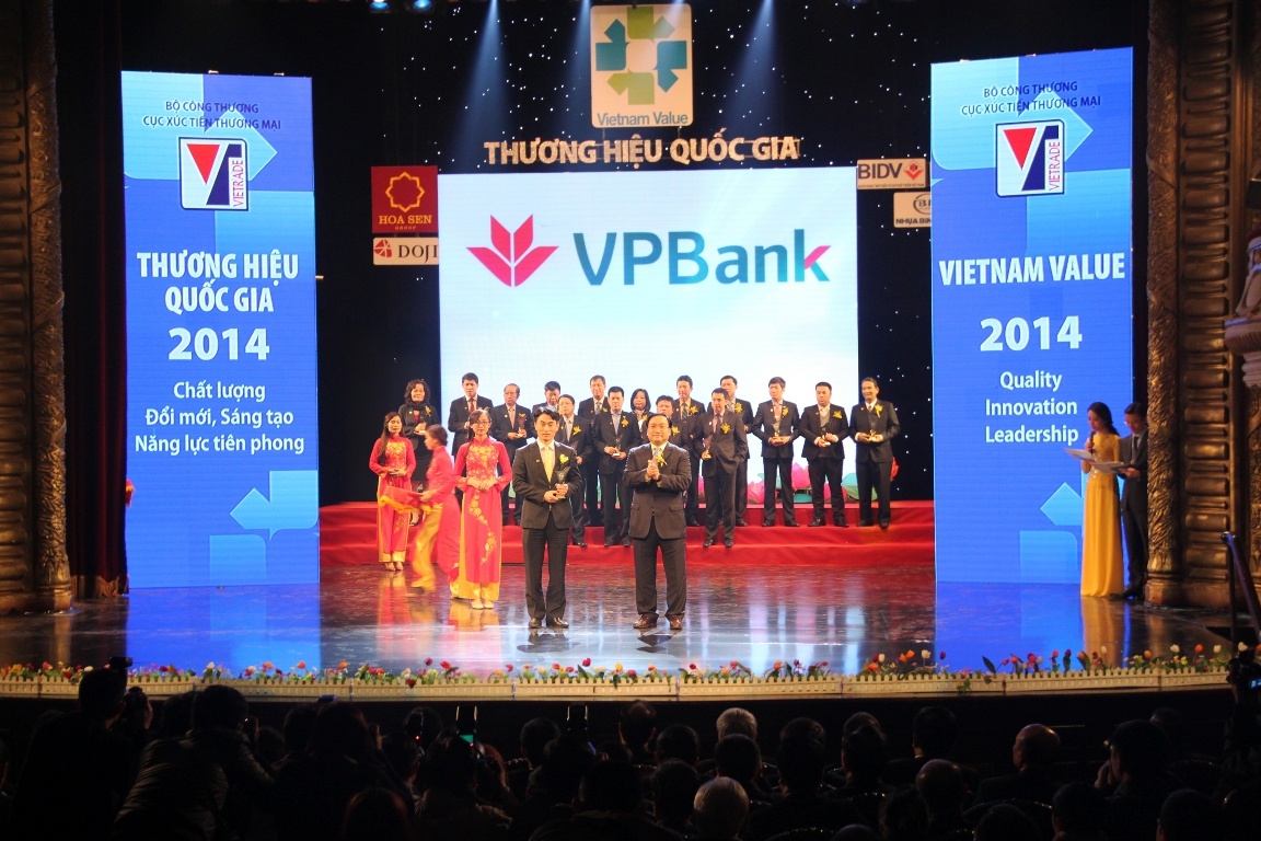 VPBank lan thu 2 lien tiep dat Thuong hieu quoc gia hinh anh