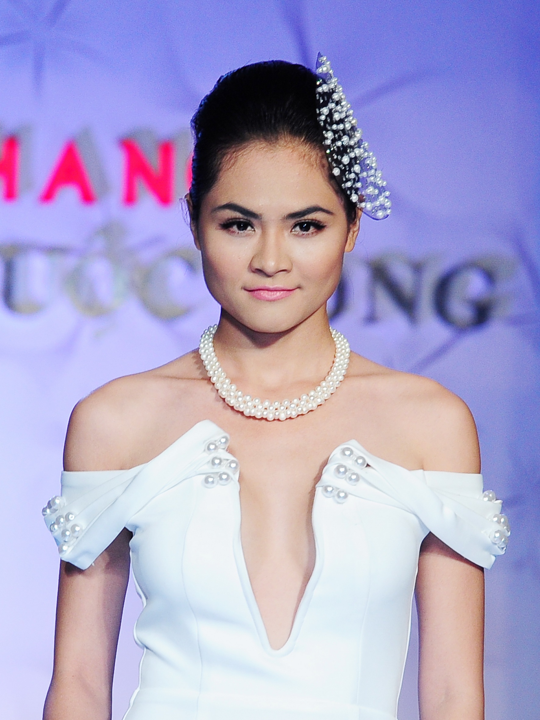 Người mẫu Quỳnh Trang.