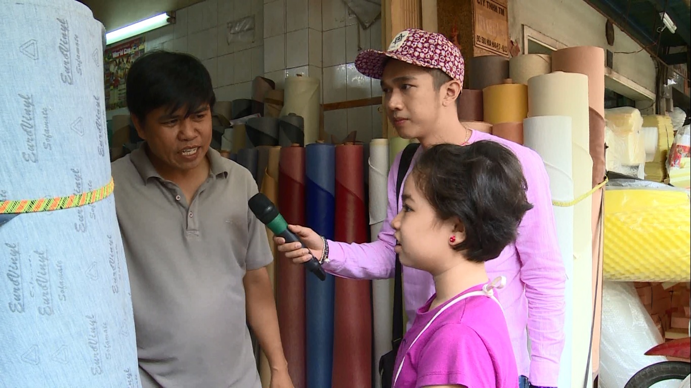 Được biết đến với vai trò ca sĩ với những ca khúc được nhiều bạn trẻ yêu thích, ca sĩ nhí nhảnh, đáng yêu Minh Xù còn gây ấn tượng mạnh mẽ cho khán giả qua vai trò của một MC vui tính, dễ thương. Gần đây anh chàng còn xuất hiện với hình ảnh chú hiệp sĩ đáng yêu đồng hành cùng em nhỏ thực hiện ước mơ.