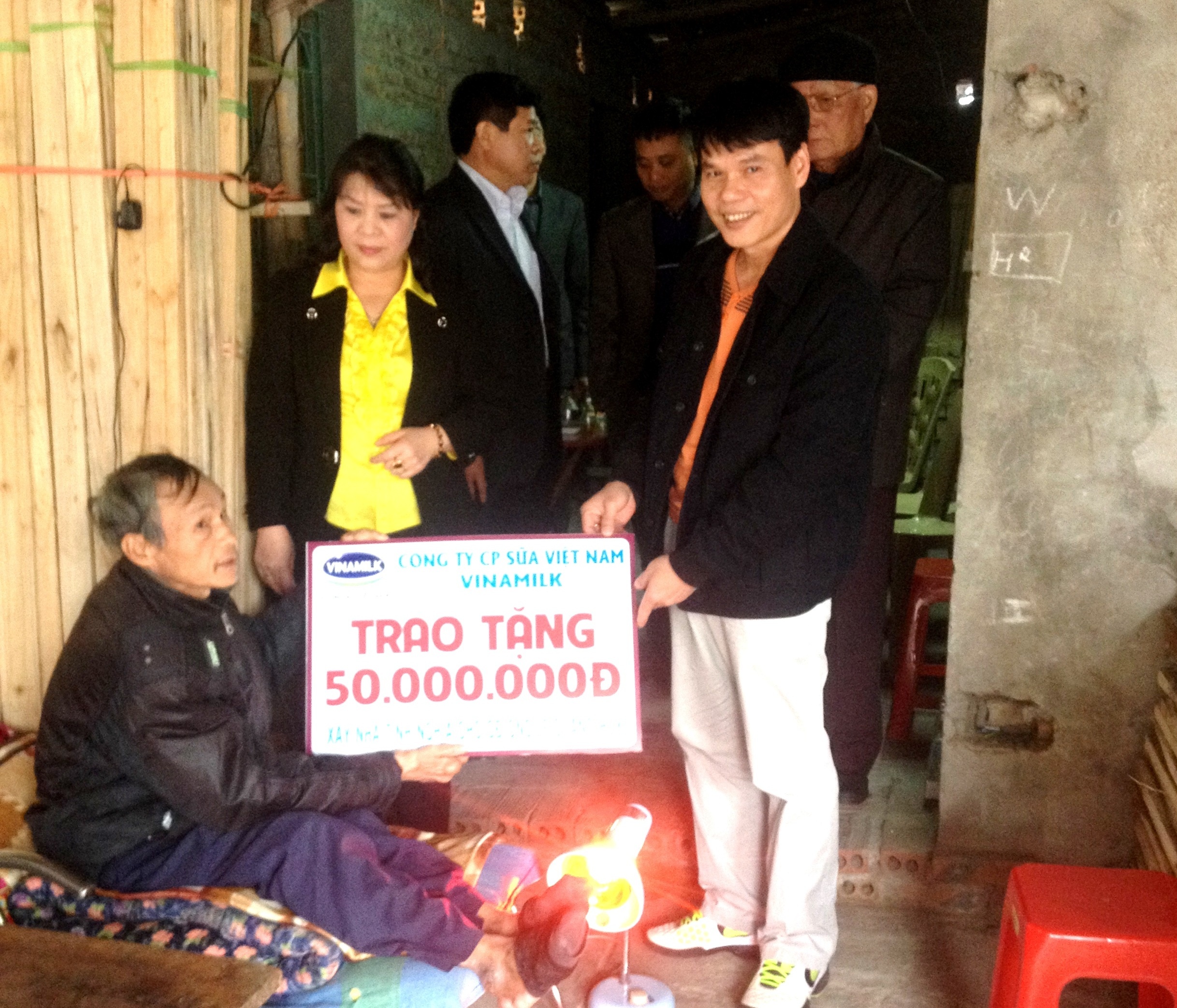 Vinamilk ho tro xay nha tinh thuong tai Thai Binh hinh anh