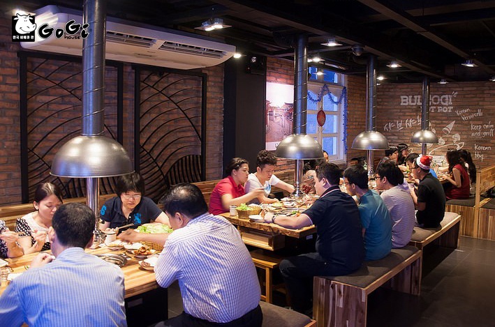 Một góc tại GoGi House Phan Xích Long. Nhà hàng thường xuyên nhận được sự ủng hộ của nhiều thực khách mê thịt nướng.