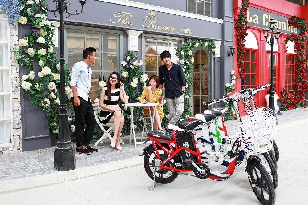 HKbike khuyen khach hang dung voi mua xe dap dien hinh anh