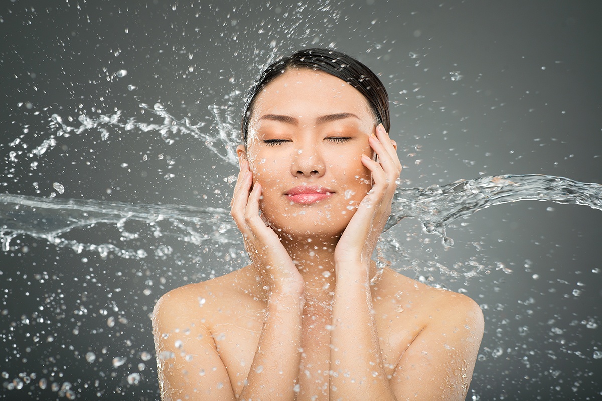 Cung cấp đủ nước để da luôn mịn màng.