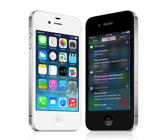 Chiếc iPhone 4 thay đổi cả thế giới công nghệ.