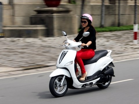 Nguoi mua Yamaha Grande duoc nhan goi bao hiem xe toan dien hinh anh