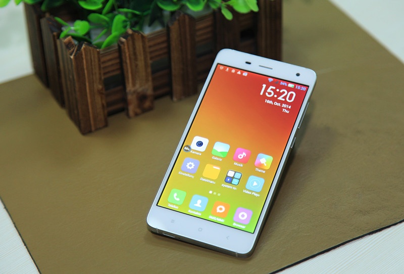 Smartphone D850 cong nghe Nhat Ban ra mat tai Viet Nam hinh anh