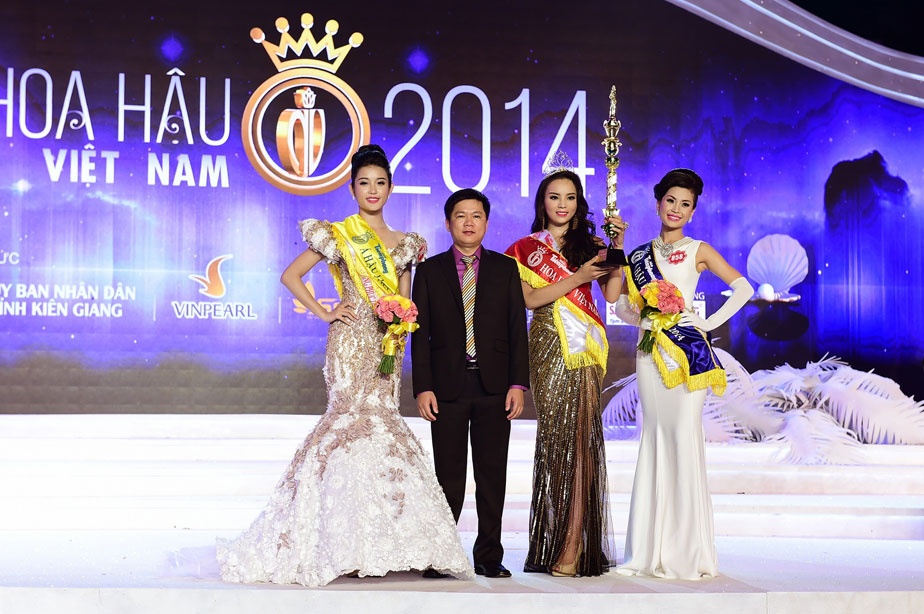 Mien phi chuyen bay, gap ngay chuyen gia tham my hinh anh