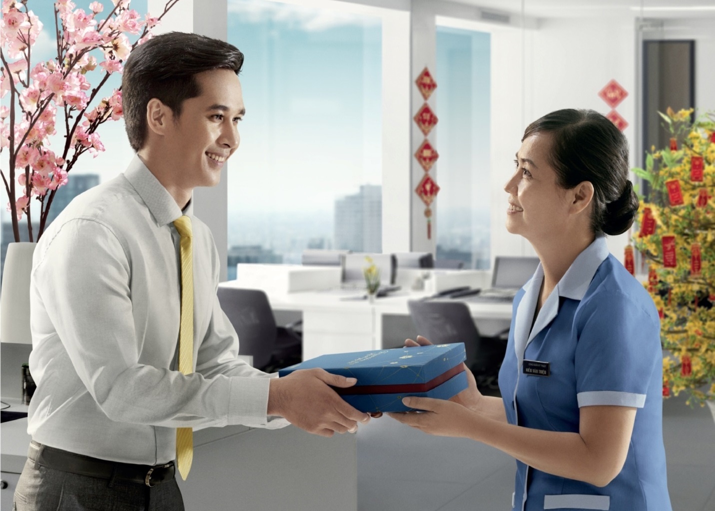 Nhung quang cao y nghia trong dip Tet 2015 hinh anh