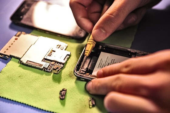 Cach chon diem sua chua iPhone, iPad uy tin hinh anh