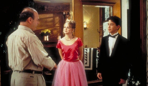 Ra đời từ năm 1999 nhưng 10 things I hate about you vẫn chưa bao giờ hạ nhiệt bởi các tình huống lãng mạn hài hước.