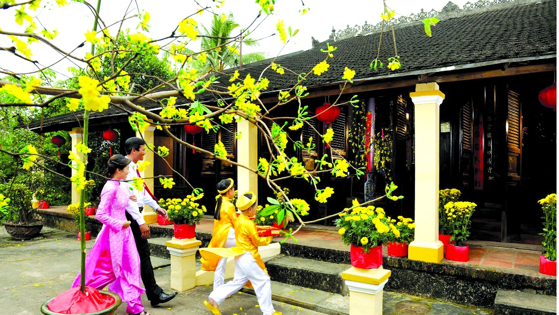 Chuyến du xuân thú vị là món quà ý nghĩa dành cho cả gia đình.