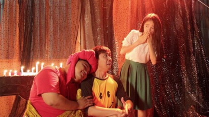 Tap 8 - Nam dep trai va ong thay boi hinh anh