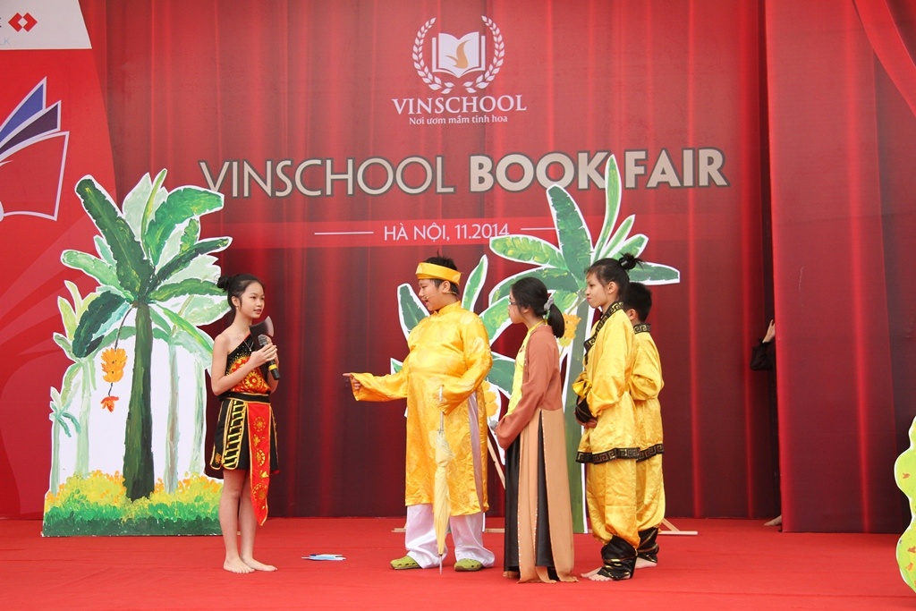 Sân khấu hóa là một trong những phương pháp dạy học tiên tiến  mà Vinschool áp dụng để tạo  hứng thú học tập, đặc biệt trong bộ môn tiếng Anh và Ngữ văn 