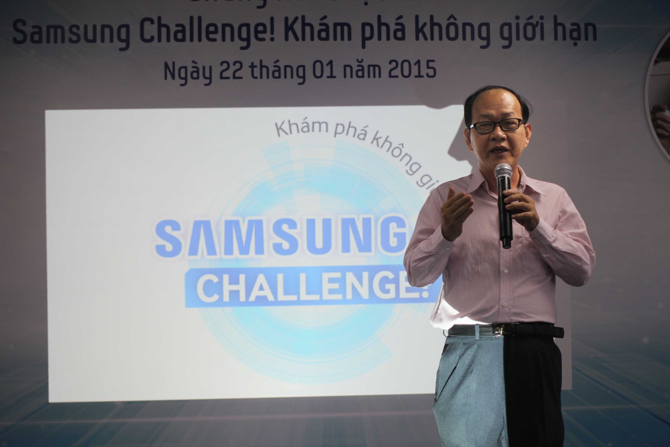 Nhà báo công nghệ thông tin Phạm Hồng Phước đánh giá cao ý tưởng của các bài dự thi. Ông lạc quan rằng giới trẻ đang tiếp cận và sử dụng các thiết bị công nghệ thông tin một cách rất thông minh và sáng tạo.