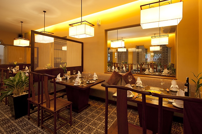 Bàn tiệc nấm ngày xuân phù hợp cho những bữa trưa hay tối đầm ấm cùng gia đình, bạn bè hoặc những buổi họp mặt thân thiện với đồng nghiệp, đối tác.