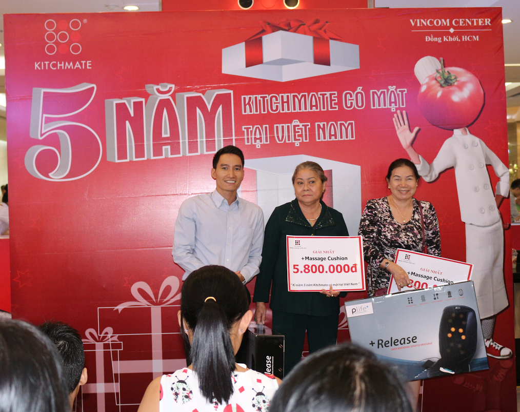Trao thuong chuong trinh '5 nam Kitchmate co mat tai VN' hinh anh