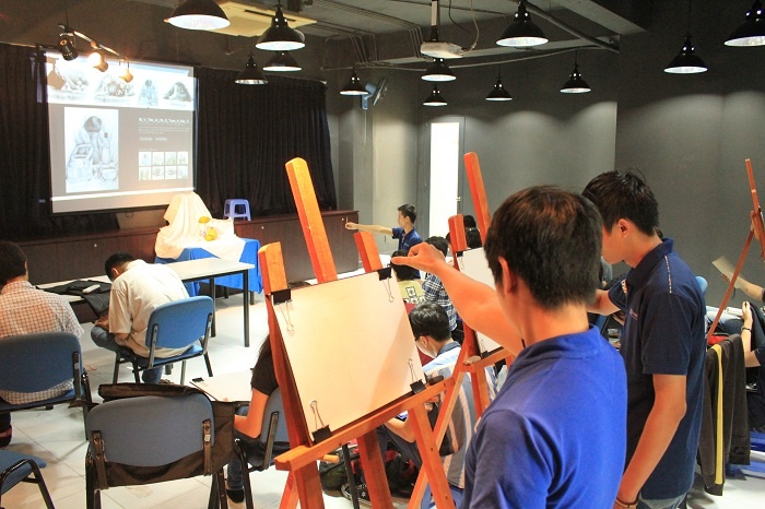 Học sinh trải nghiệm buổi học vẽ tại VTC Academy.