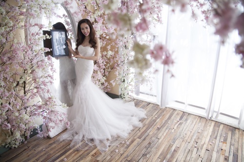 Nguyen Khanh lam co dau dep rang ngoi hinh anh