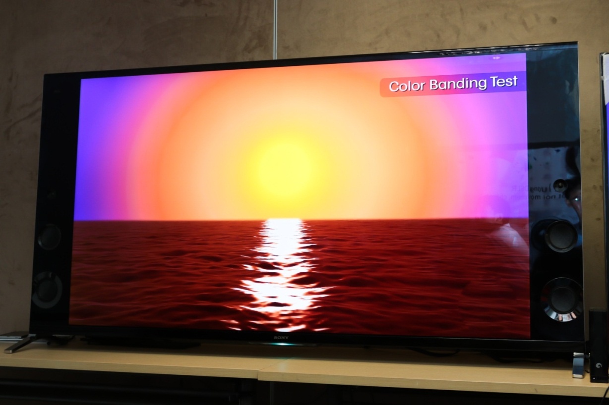 Sự chuyển đổi mượt mà các vùng màu sắc trên TV Sony 4K.