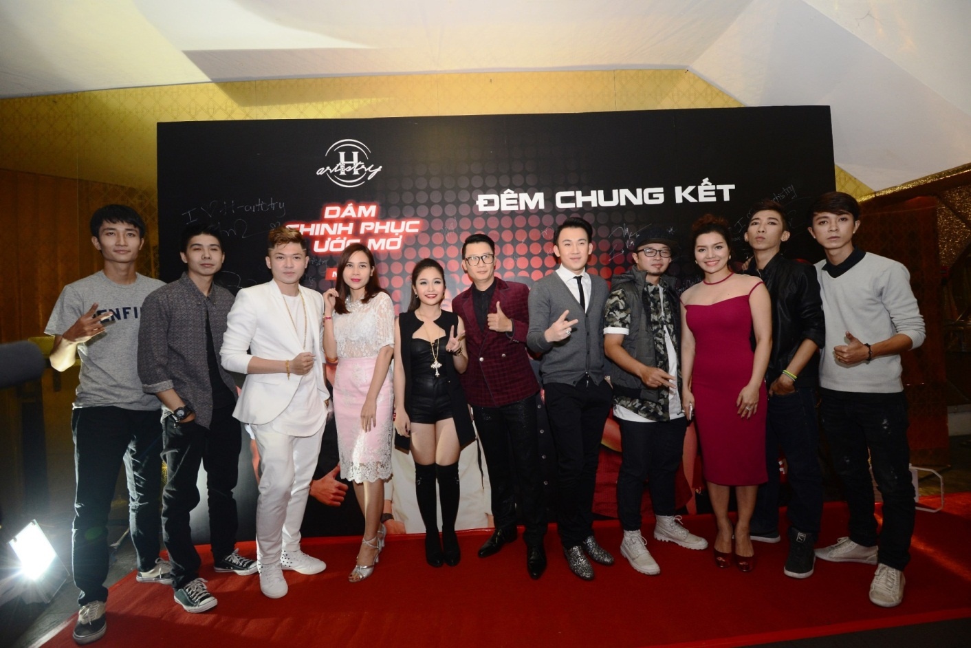    Không giới hạn phong cách thể hiện, được tư vấn và đào tạo từ các nghệ sĩ, nhạc sĩ nhiều kinh nghiệm và đặc biệt là cơ hội đứng chung sân khấu H-Artistry ca sĩ quốc tế đã tạo nên sức hút khó cưỡng của cuộc thi.