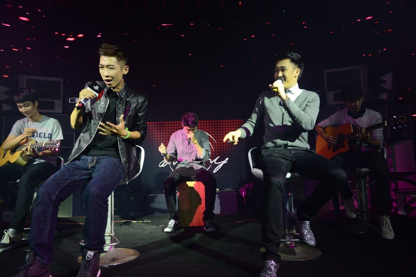   … và A little one với Too Close và Dối (song ca cùng Dương Triệu Vũ) đồng giải 3.