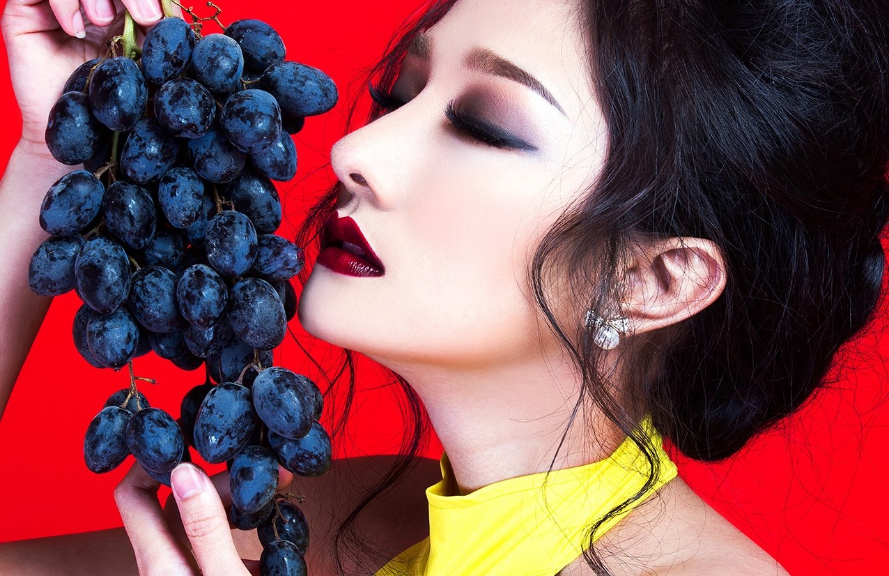 Sara Nguyen dien trang phuc da hoi tu thiet ke hinh anh