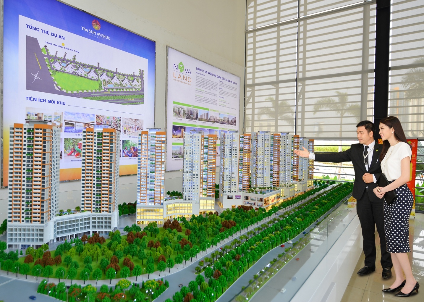 Để thuận tiện cho công việc, Thu Thảo đang lên kế hoạch sắm cho mình một căn hộ gần trung tâm TP.HCM. Cô tham gia nhiều buổi giới thiệu và tham quan căn hộ mẫu của một số dự án để tìm ra nơi an cư ưng ý nhất.