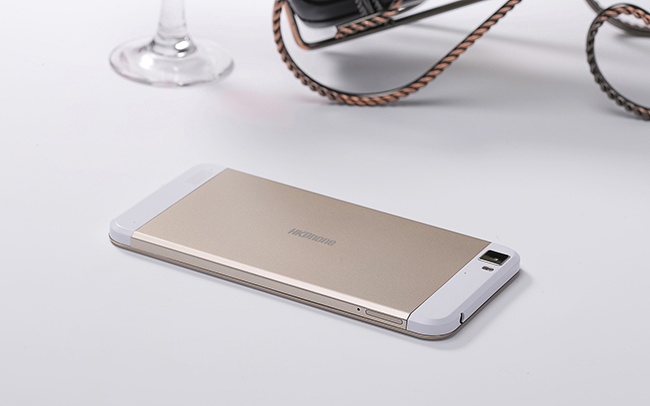 Racer HERO có cấu hình mạnh mẽ, mức giá lý tưởng, lượng bán ra chỉ giới hạn 2000 máy.