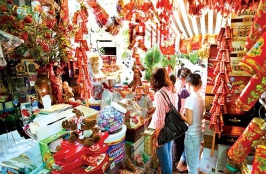 5 meo nho mua sam tiet kiem trong mua Tet hinh anh