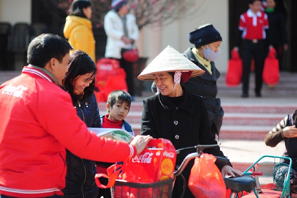 Quà Tết đem đến một cái nhìn lạc quan, vui vẻ hơn cho ngày Tết ý nghĩa.