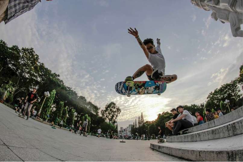 Song het minh nhu skater Sai Gon hinh anh