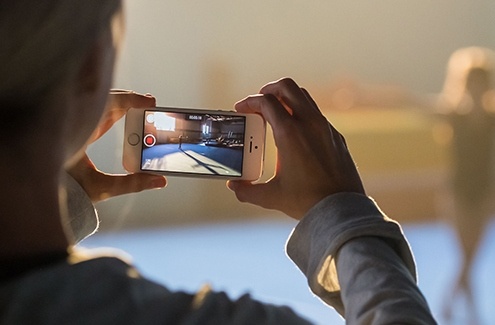 5 ly do nen mua iPhone 5S chinh hang vao thoi diem nay hinh anh