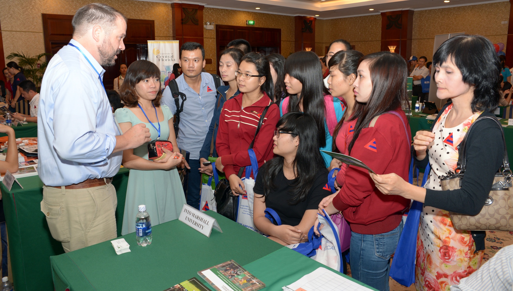 Co hoi du hoc My va lay bang cu nhan chi trong 2 nam hinh anh