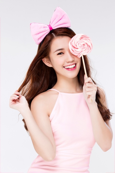 Phong cách trang điểm kẹo ngọt của Ngọc Thảo.