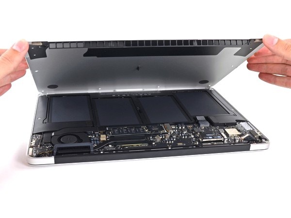 Apple mien phi thay man hinh, pin cho Macbook va iPhone 5 hinh anh