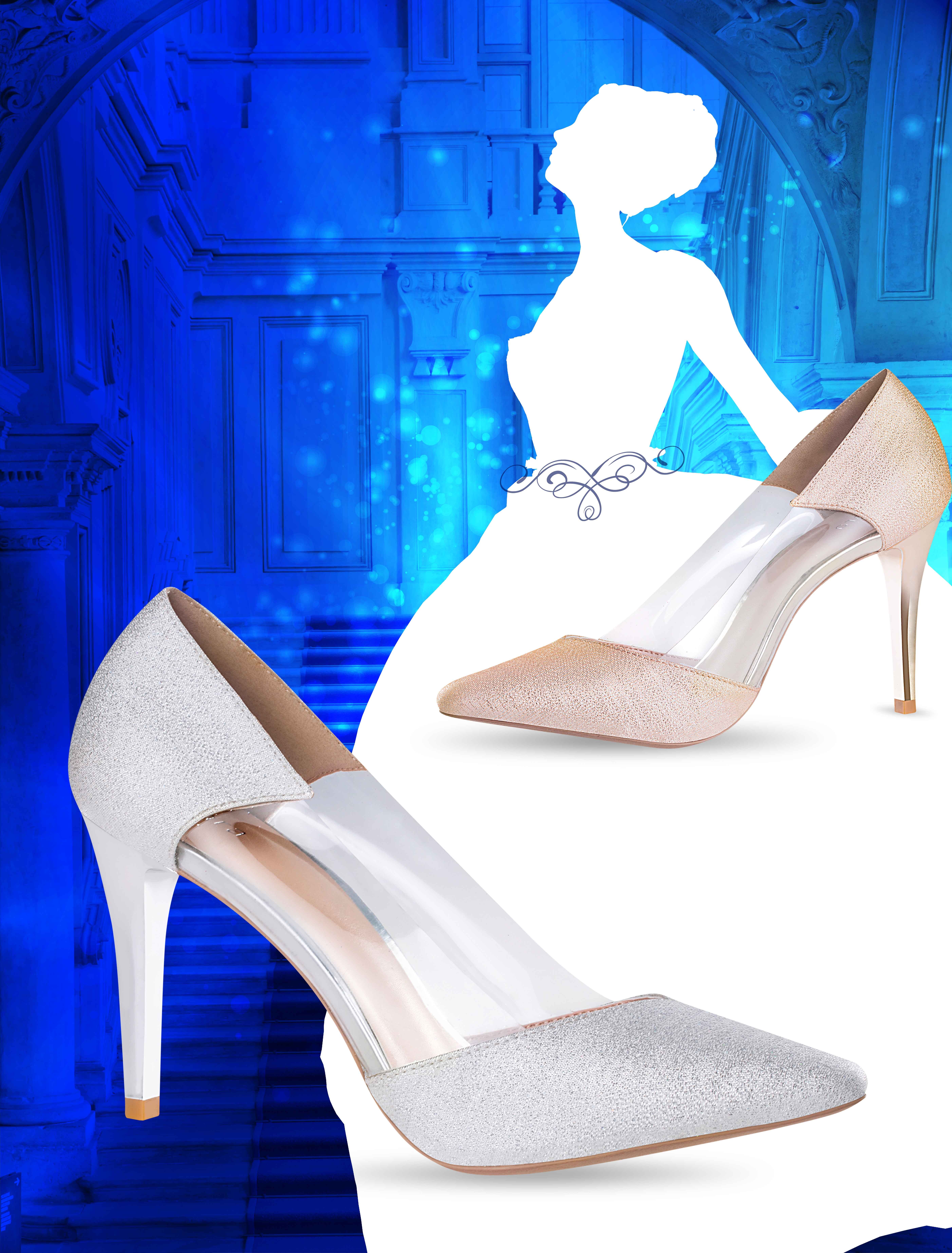 Hai màu ánh bạc và vàng đồng cùng lớp nhựa cao cấp trong suốt giúp bàn chân người mang thon gọn và xinh xắn hơn.