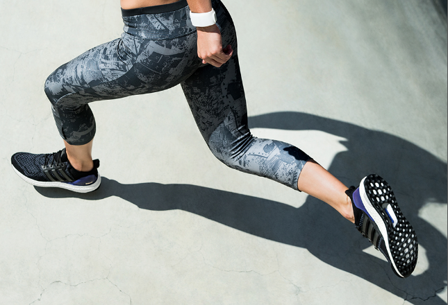 Tất cả những cải tiến của Ultra BOOST về công nghệ hoàn trả năng lượng cùng thiết kế đẹp mắt, thật sự mang lại một cuộc cách tân cho giày chạy bộ.
